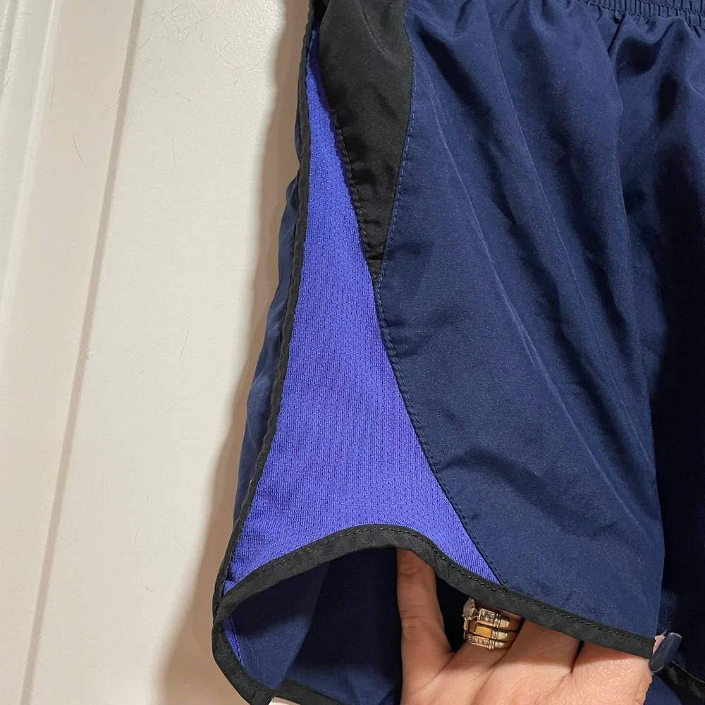 Y2K Nike Dri-Fit Womens Sz Medium 3.5” Navy Black Purple Running Athletic Shorts